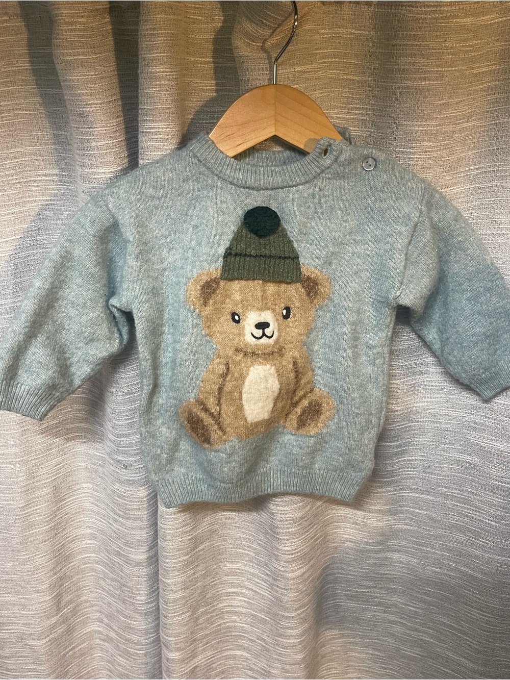 H&M Light Blue Knit Sweater with Teddy and Green Hat